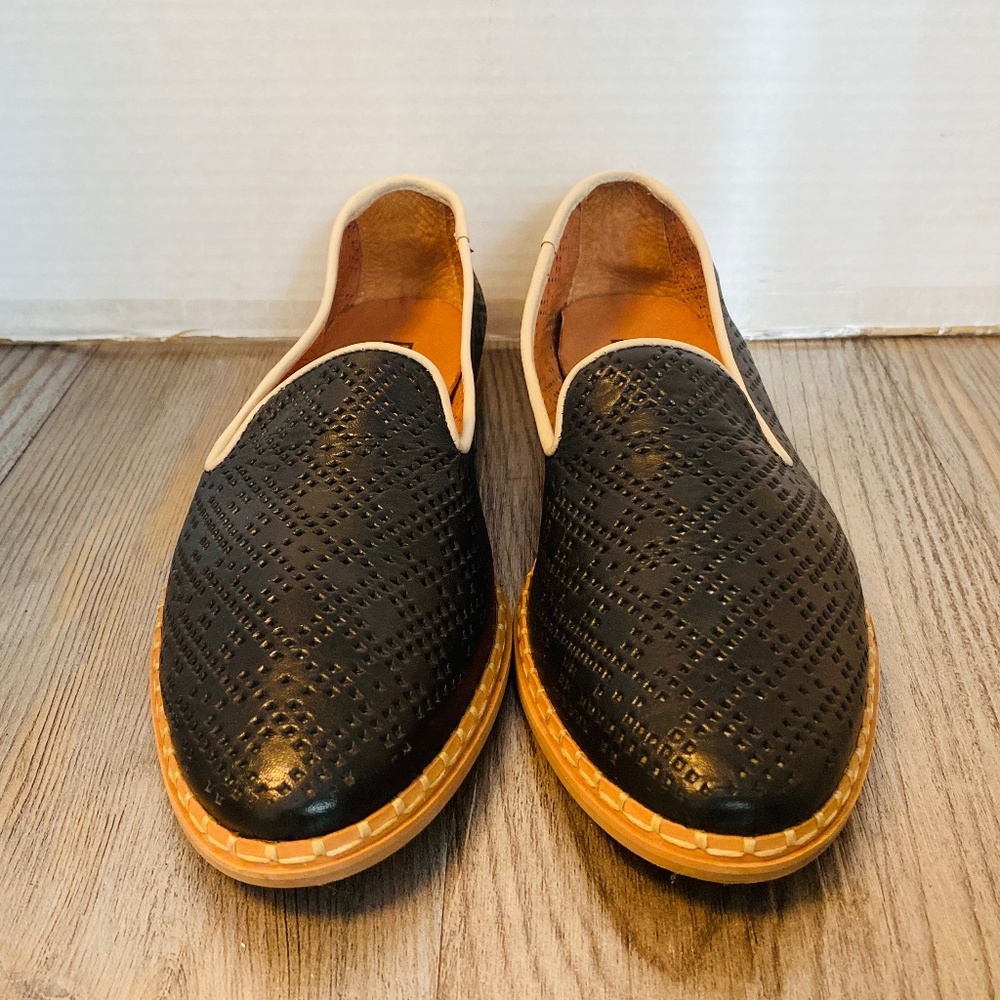 Pikolinos Womens Black Perforated Leather Espadrilles Shoes,  39 / 8.5.